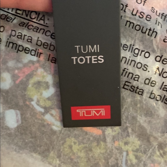 Tumi Bags Tumi Everyday Tote Collage Floral Black Poshmark